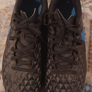 Nike Soccer Cleats Mens Size 6 Black and Blue